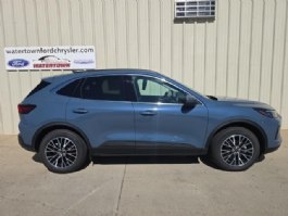 2025 Ford Escape PHEV
